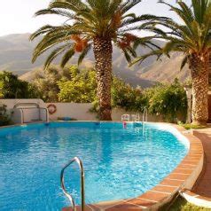 singles holidays to spain